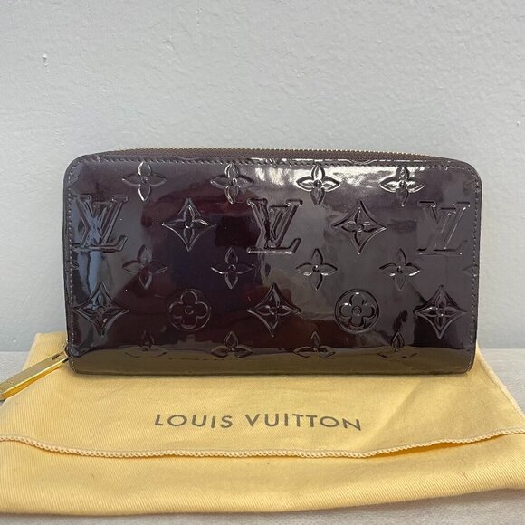 Louis Vuitton Amarante Monogram Vernis Zippy Wallet - Preowned - Picture 1 of 12